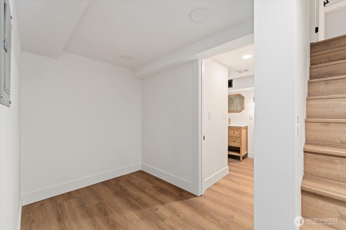 124 Boetzkes Avenue , Manson, WA 98831