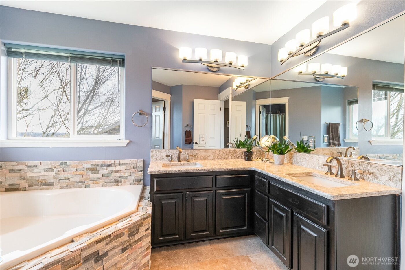 3649 Westhills Pl , Bellingham, WA 98226