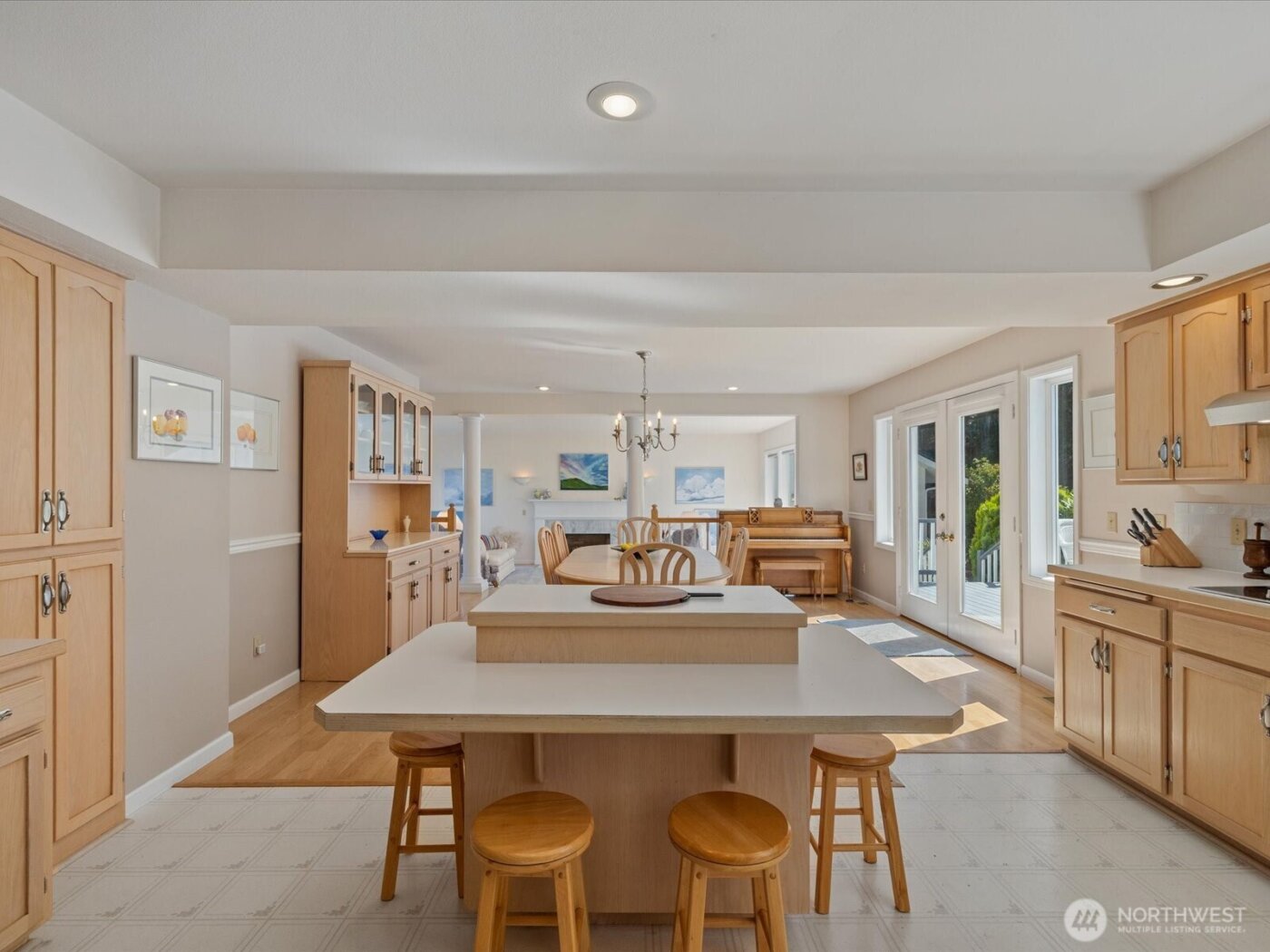 230 Rocky Mountain High Rd , Camano Island, WA 98282