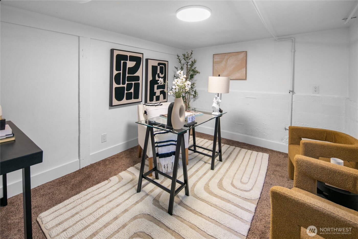 1516 S Bennett Street , Seattle, WA 98108