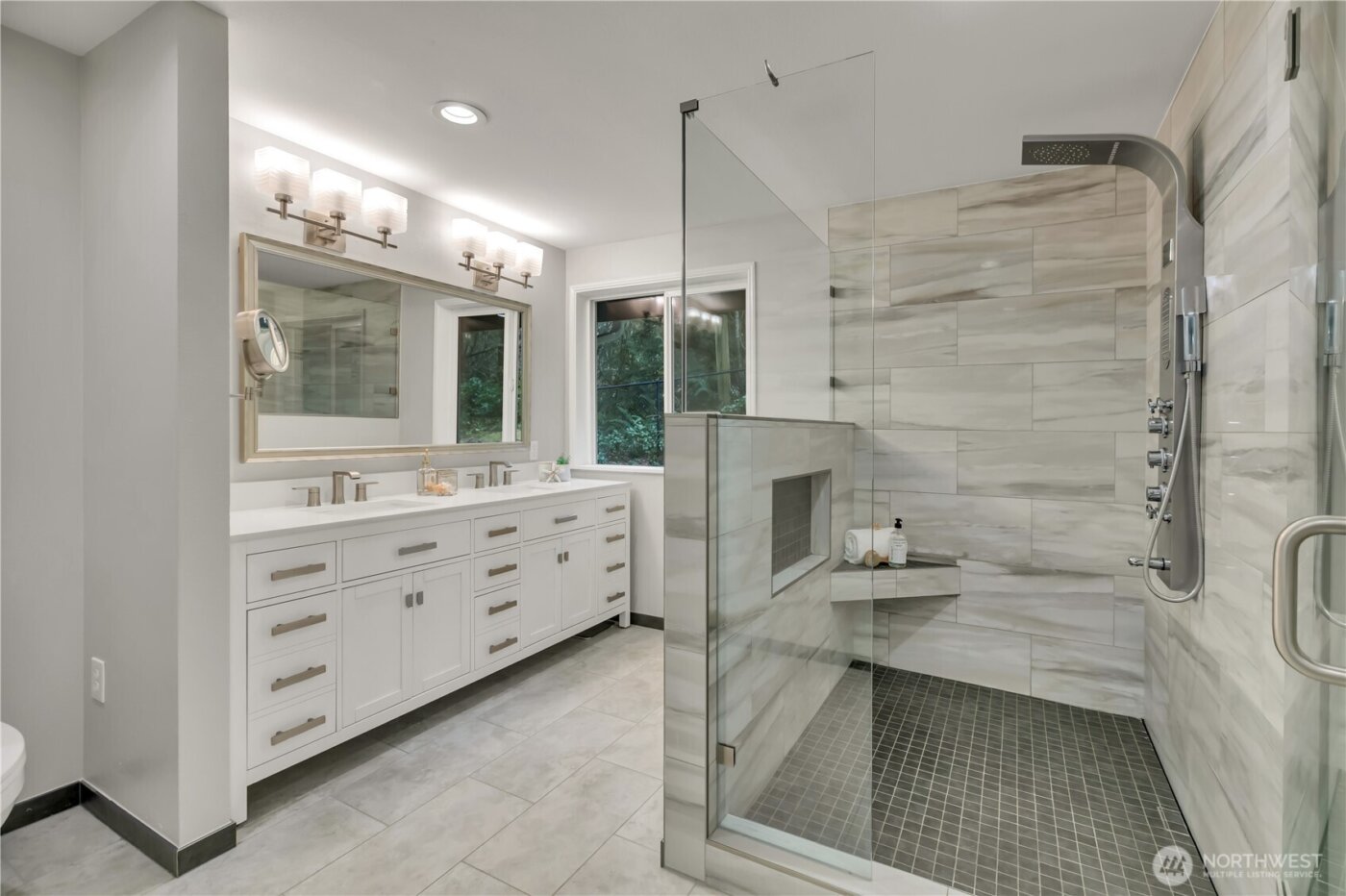 9408 370th Place SE, Snoqualmie, WA 98065