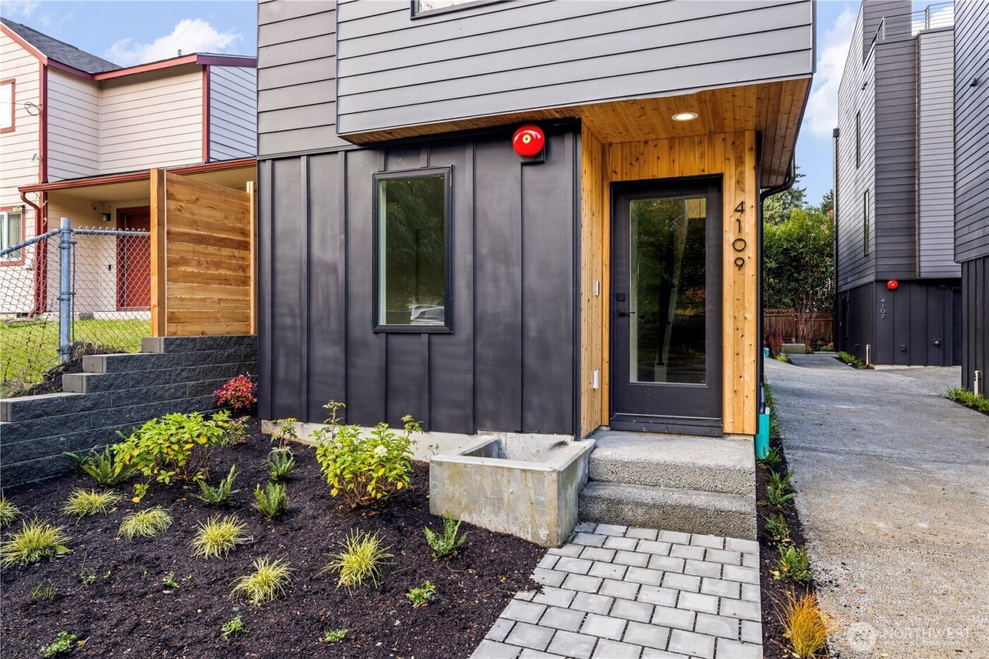 4111 25th Avenue SW #LOT C, Seattle, WA 98106