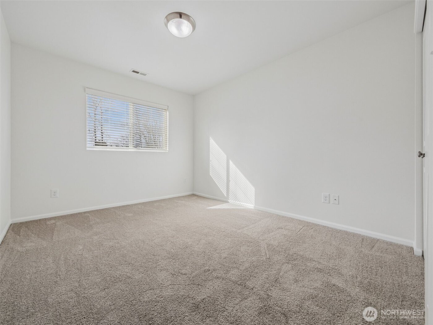 11033 SE 201st Street , Kent, WA 98031