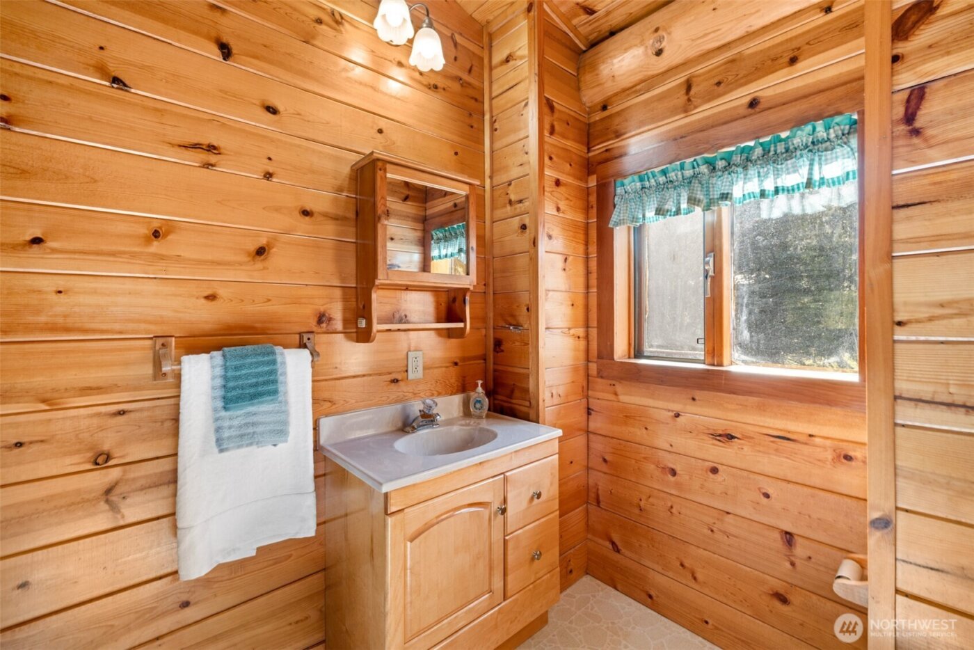 1422 Grauel Ramapo Road , Port Angeles, WA 98363