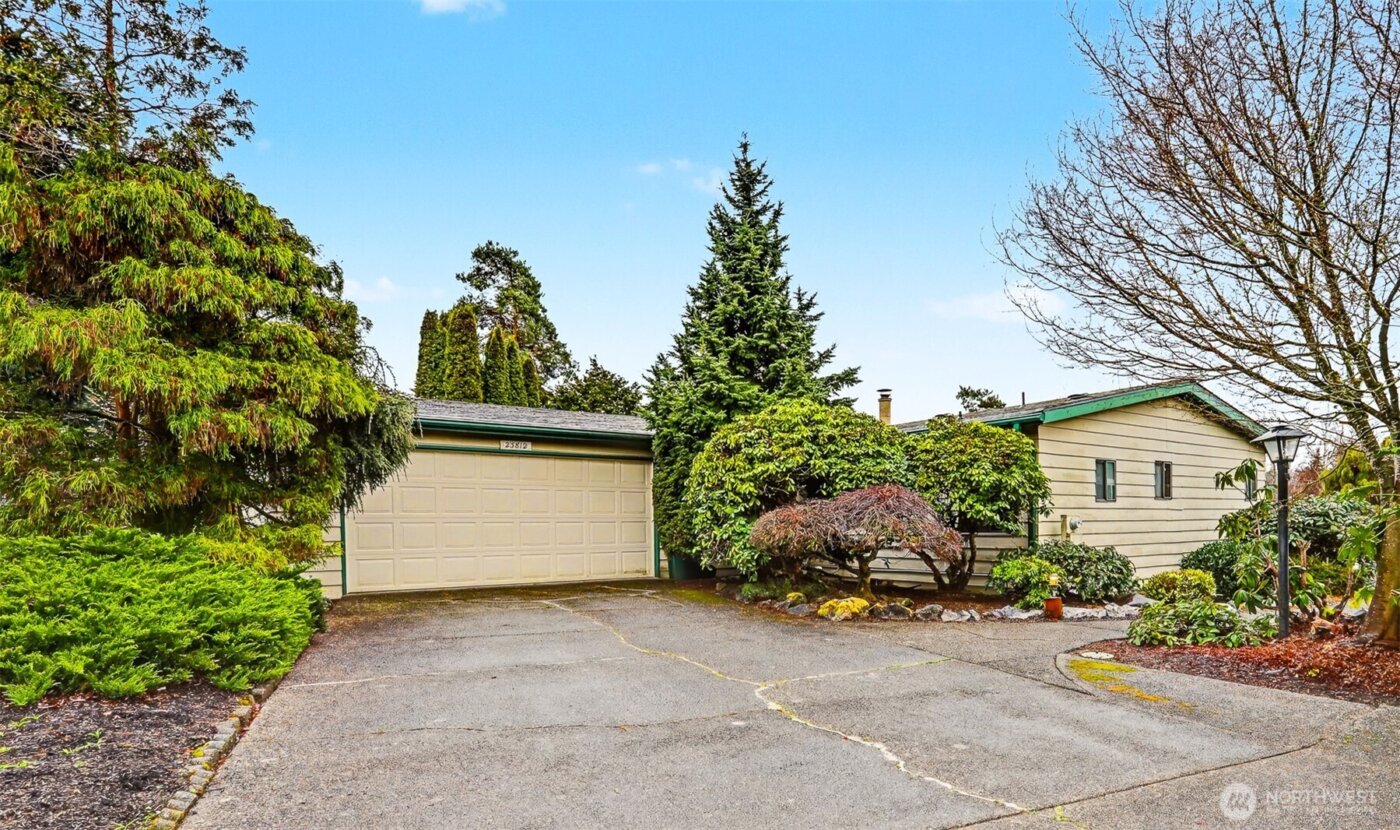 23812 Lake Drive E, Bothell, WA 98021
