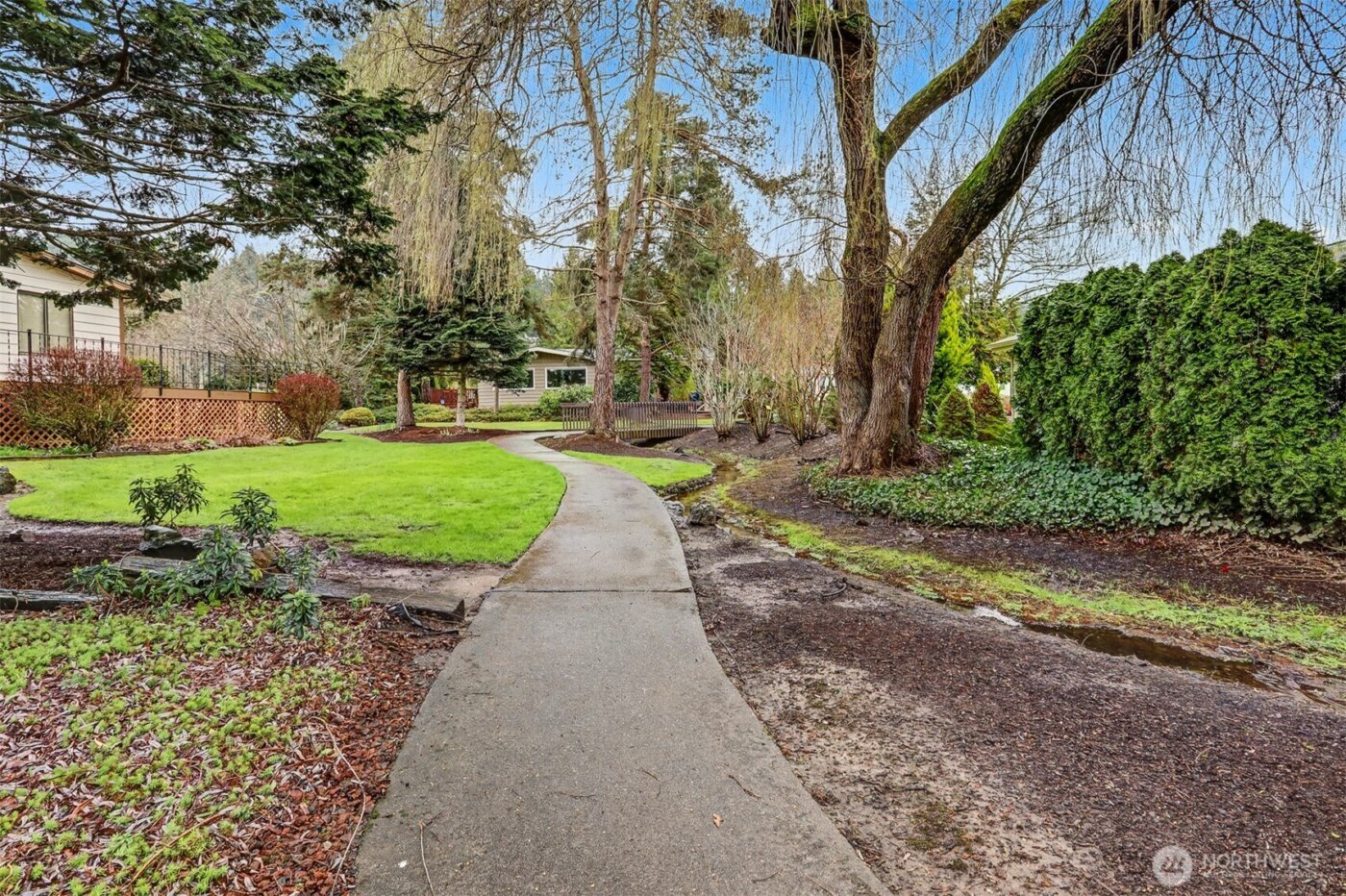23812 Lake Drive E, Bothell, WA 98021