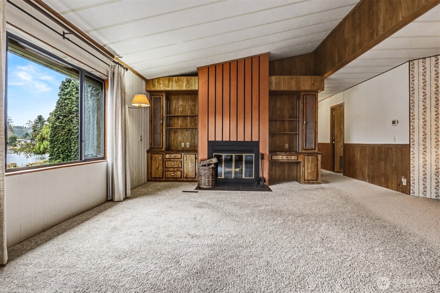 23812 Lake Drive E, Bothell, WA 98021