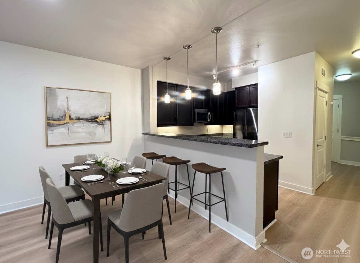 15700 116th Ave NE #204, Bothell, WA 98011