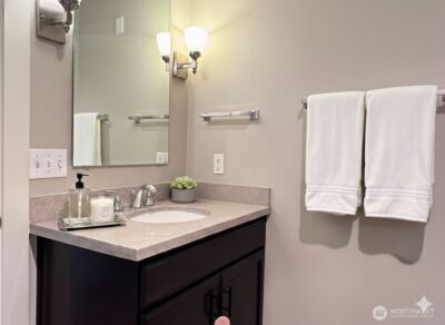 15700 116th Ave NE #204, Bothell, WA 98011 - Photo 17