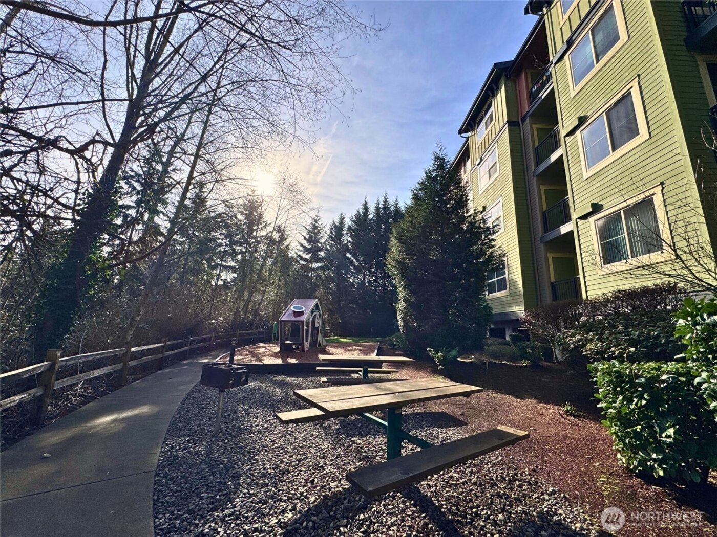 15700 116th Ave NE #204, Bothell, WA 98011