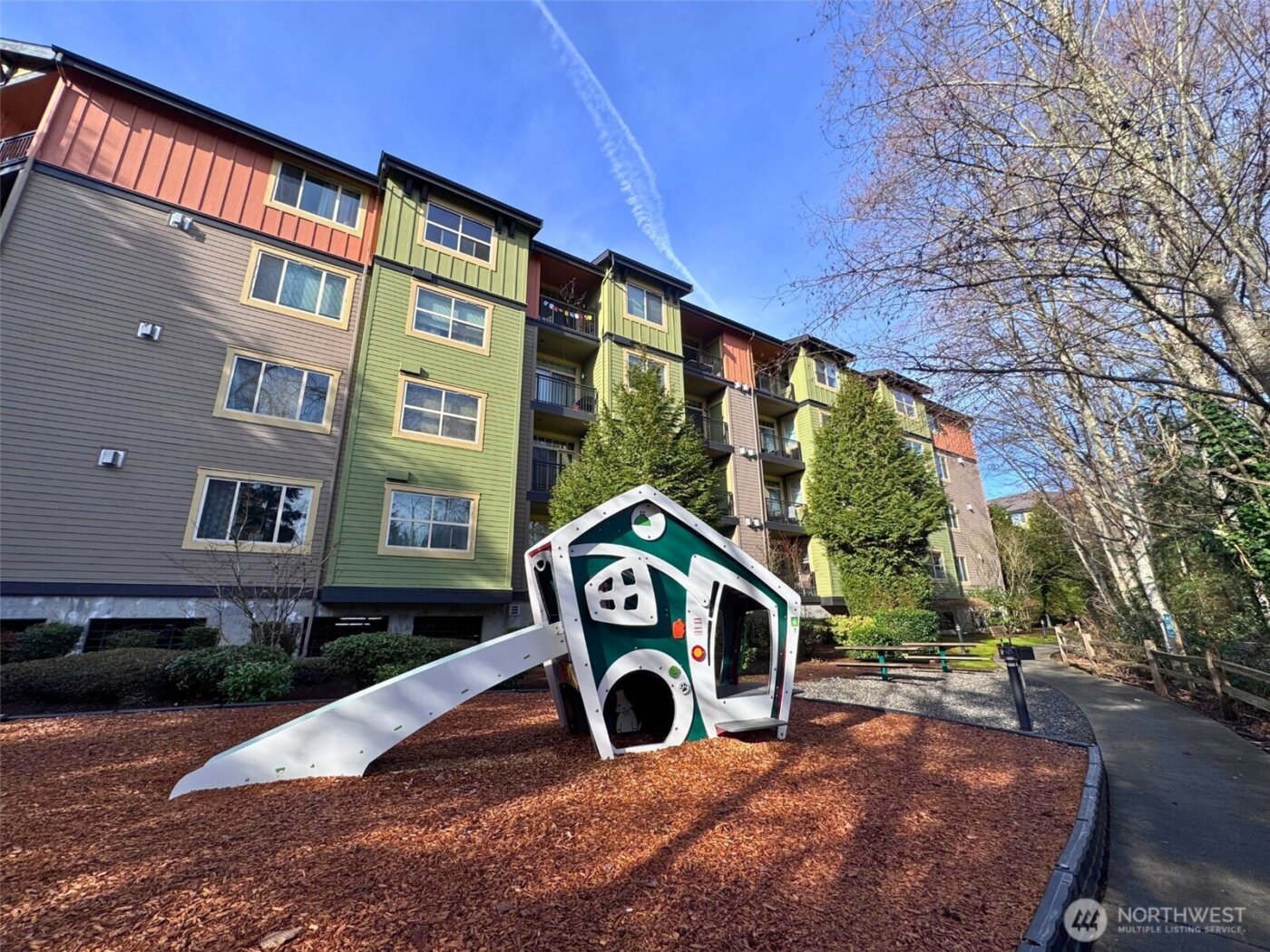 15700 116th Ave NE #204, Bothell, WA 98011