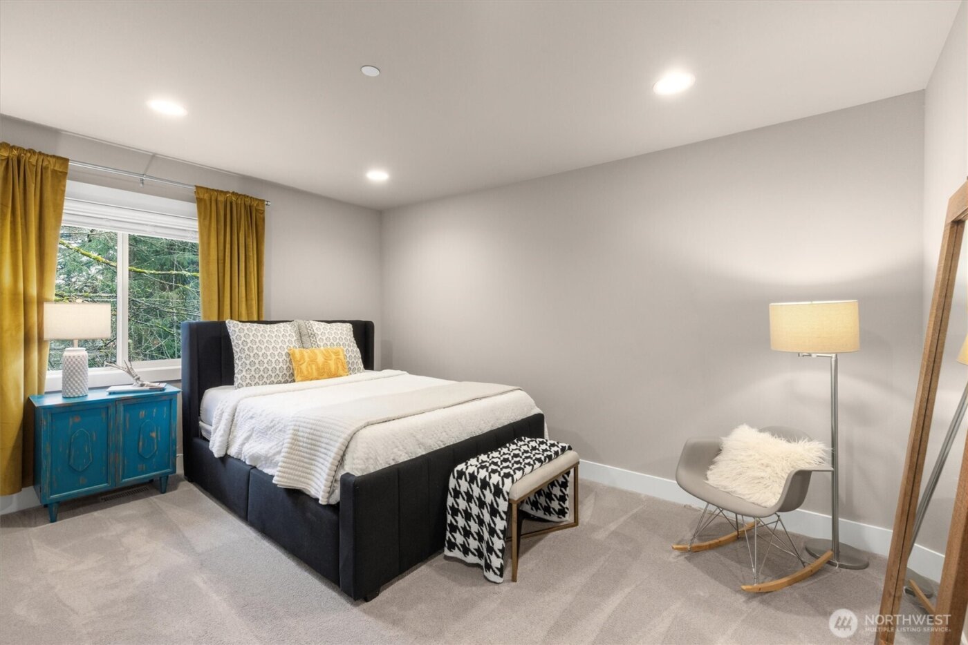 7223 NE 118th Court , Kirkland, WA 98034