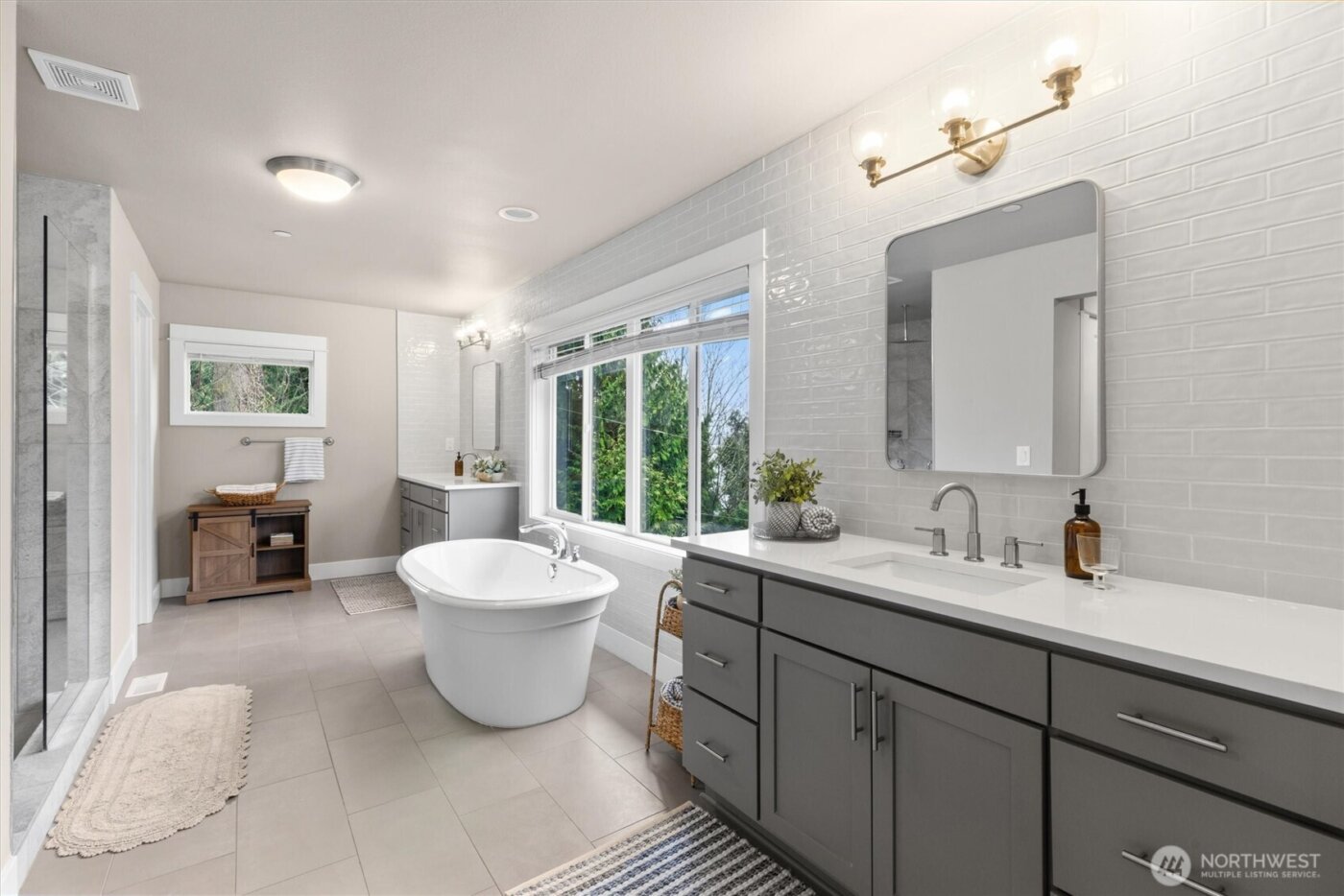 7223 NE 118th Court , Kirkland, WA 98034