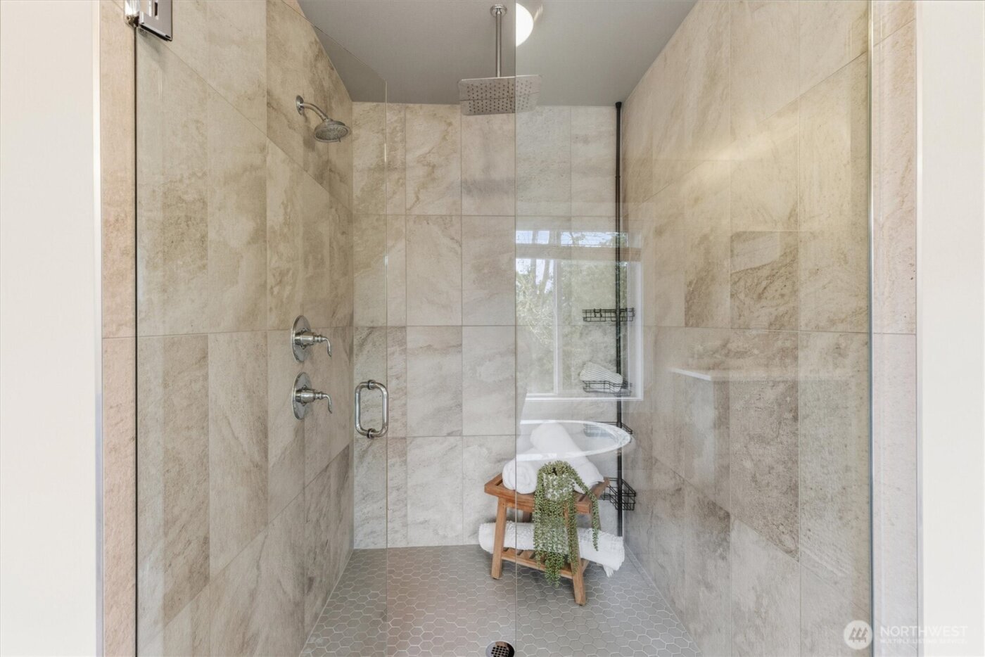 7223 NE 118th Court , Kirkland, WA 98034