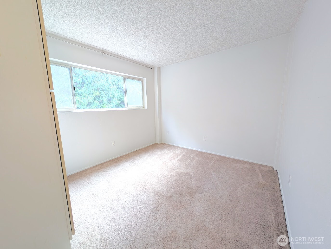 1156 Alki Avenue SW #201, Seattle, WA 98116