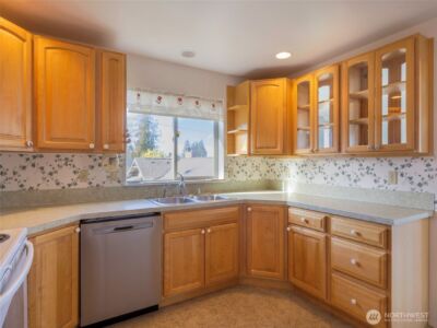 430 Whidby Avenue , Port Angeles, WA 98362 - Photo 10