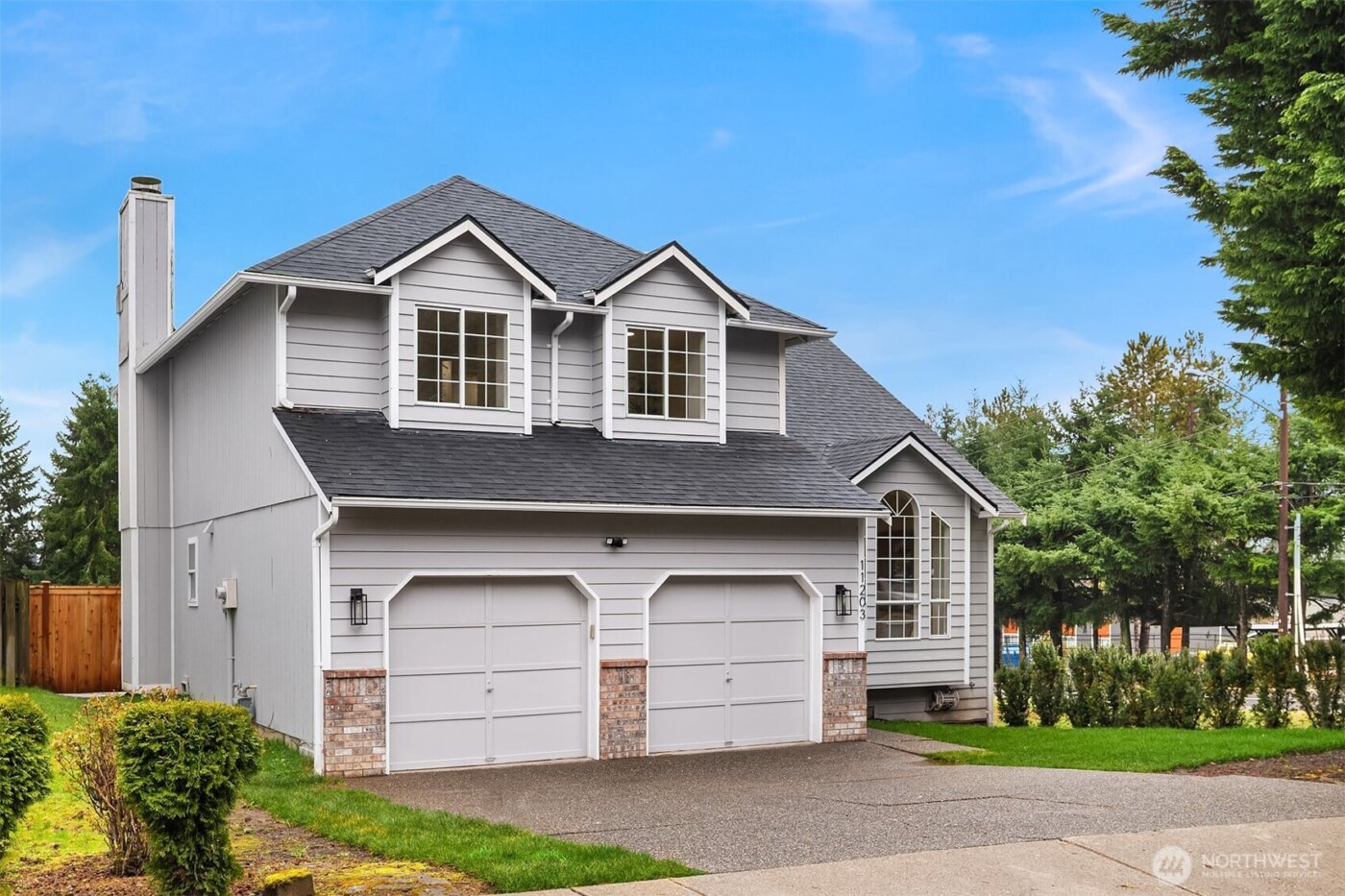 11203 SE 237th Place , Kent, WA 98031