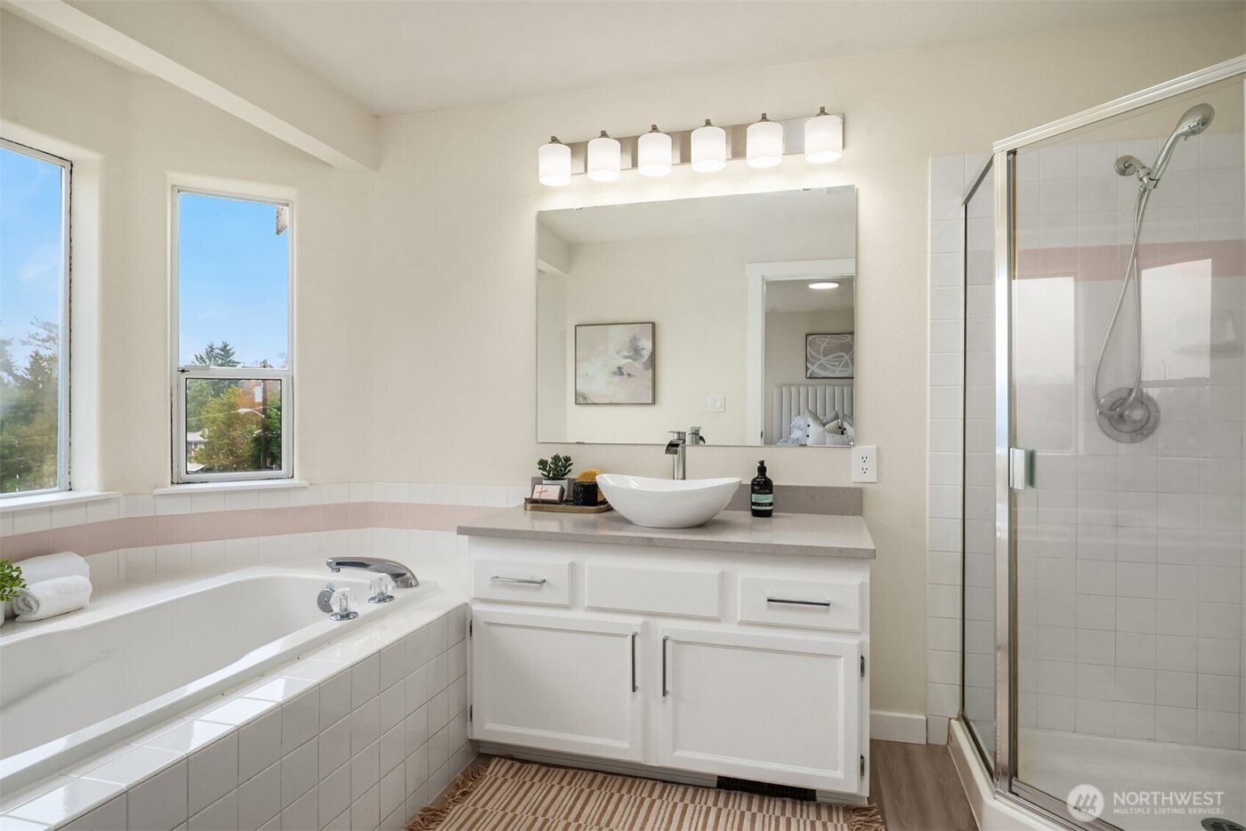 11203 SE 237th Place , Kent, WA 98031