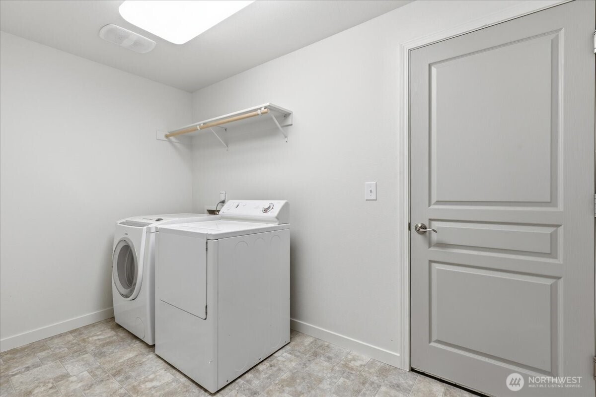 1341 E Landon Street , Moses Lake, WA 98837