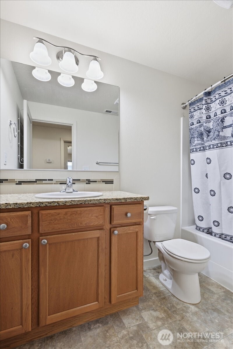 1341 E Landon Street , Moses Lake, WA 98837