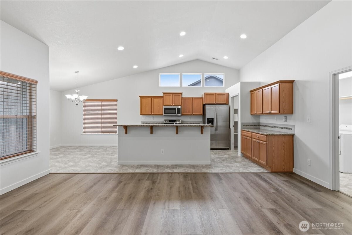 1341 E Landon Street , Moses Lake, WA 98837