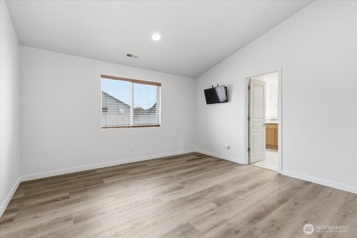 1341 E Landon Street , Moses Lake, WA 98837