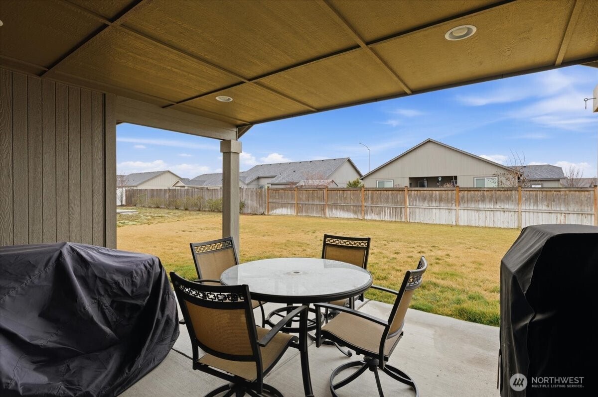 1341 E Landon Street , Moses Lake, WA 98837