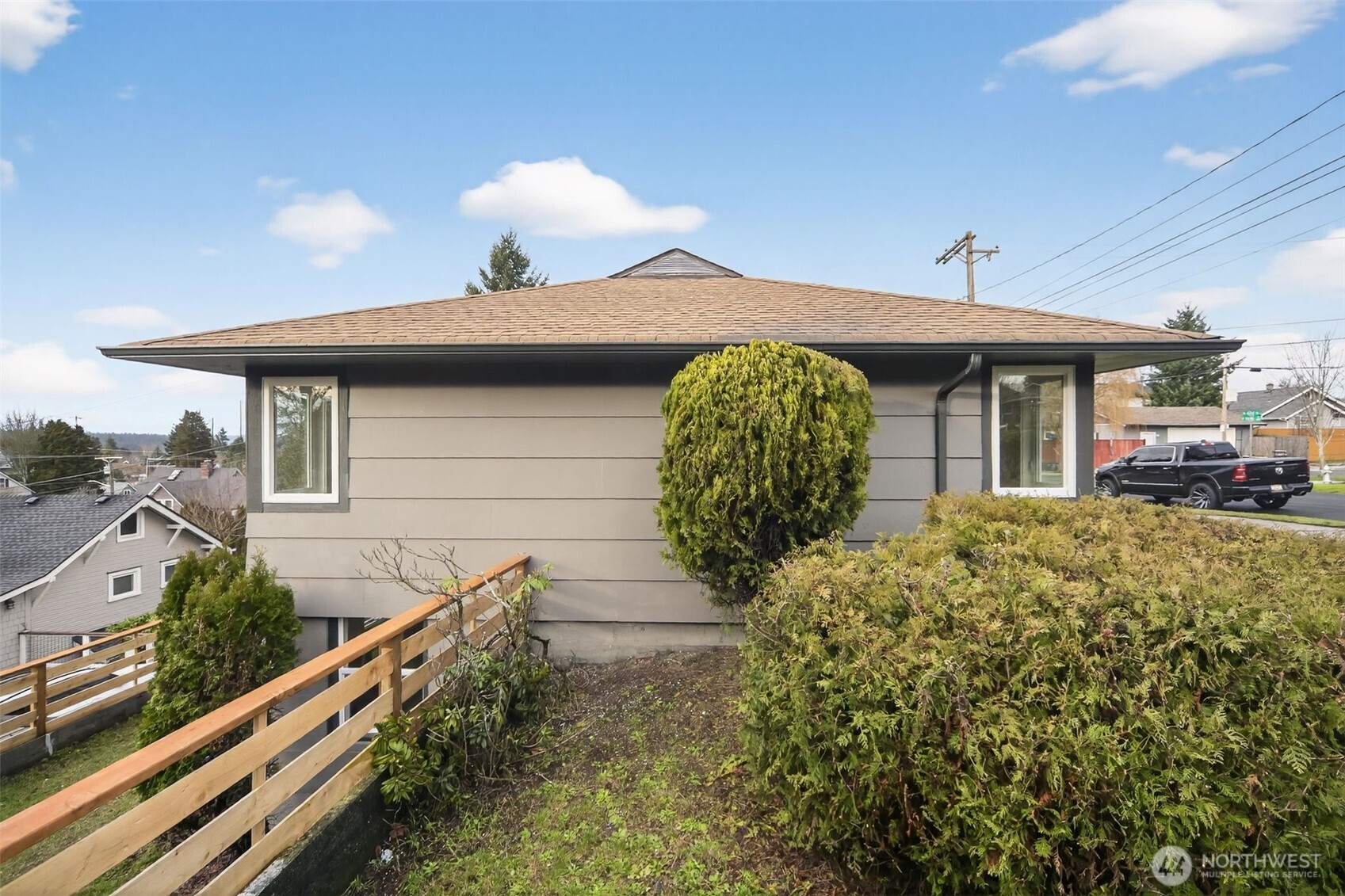 4228 N Verde Street , Tacoma, WA 98407