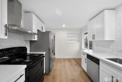 4228 N Verde Street , Tacoma, WA 98407 - Photo 9