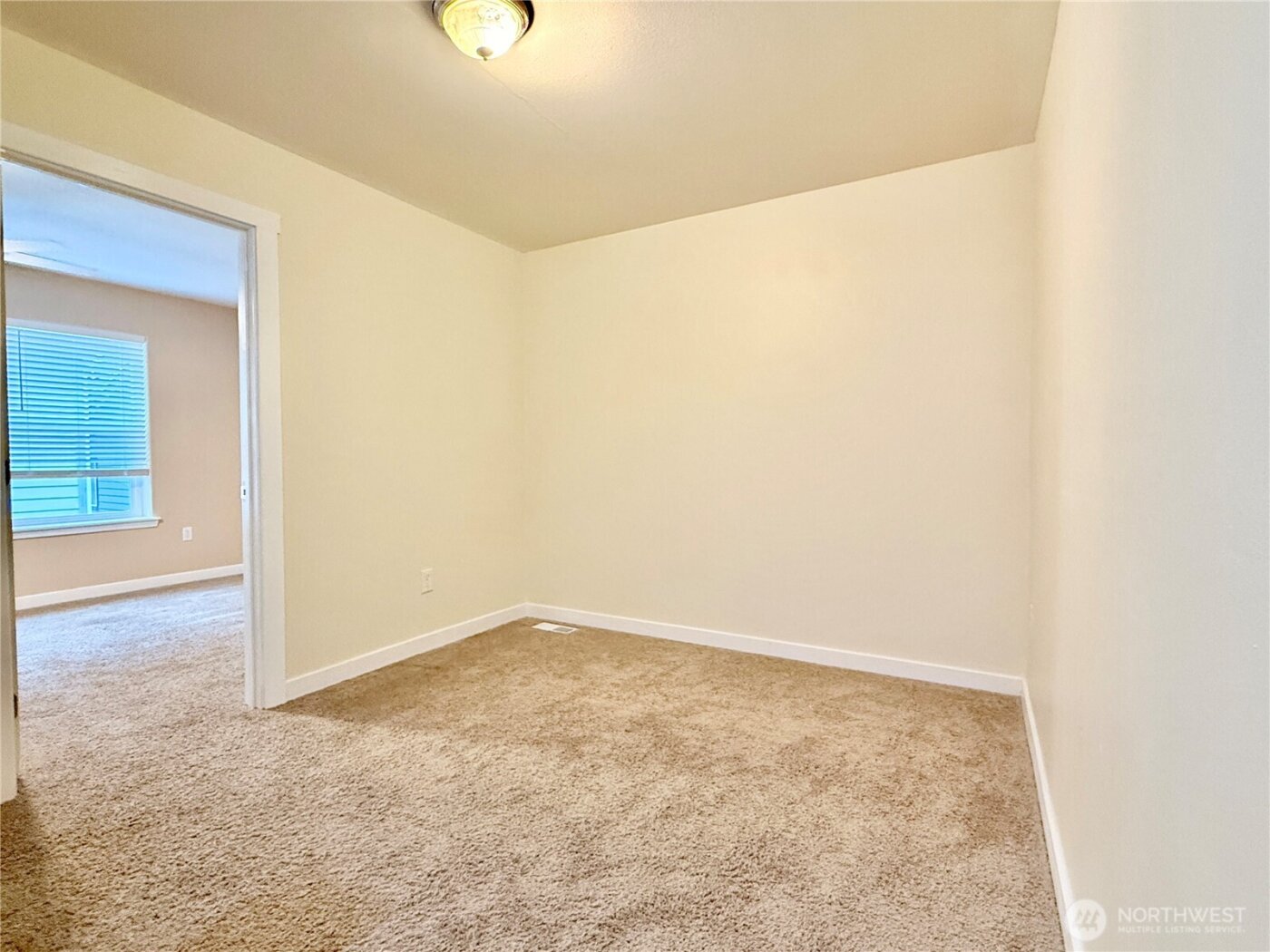 736 G Street SW, Tumwater, WA 98512