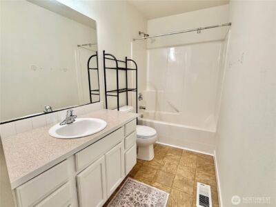 736 G Street SW, Tumwater, WA 98512 - Photo 28