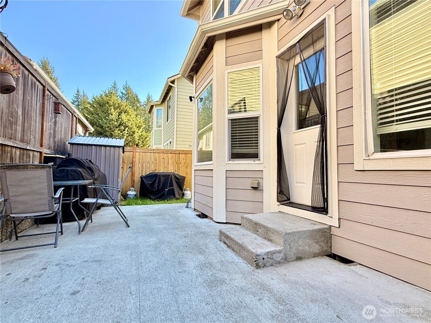 736 G Street SW, Tumwater, WA 98512