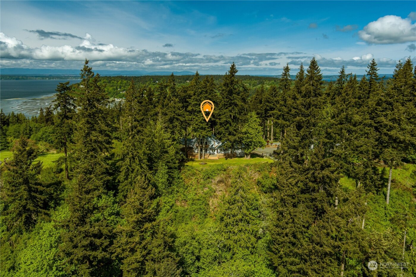 8167 Possession Ridge Lane , Clinton, WA 98236