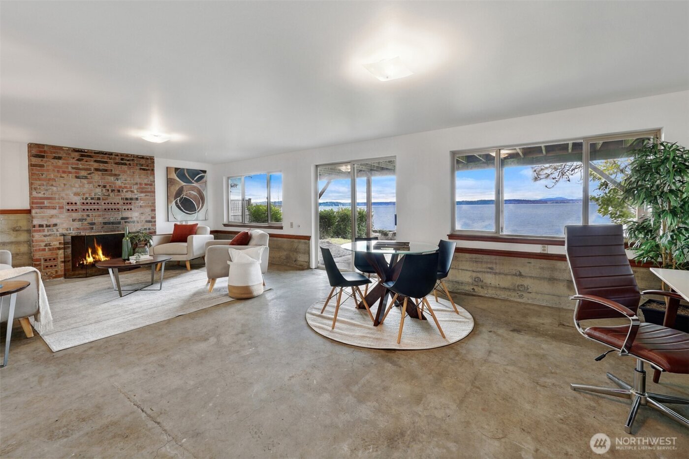 6317 Beach Drive SW, Seattle, WA 98136