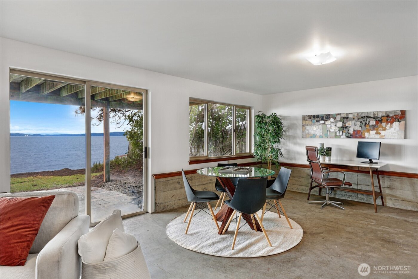 6317 Beach Drive SW, Seattle, WA 98136