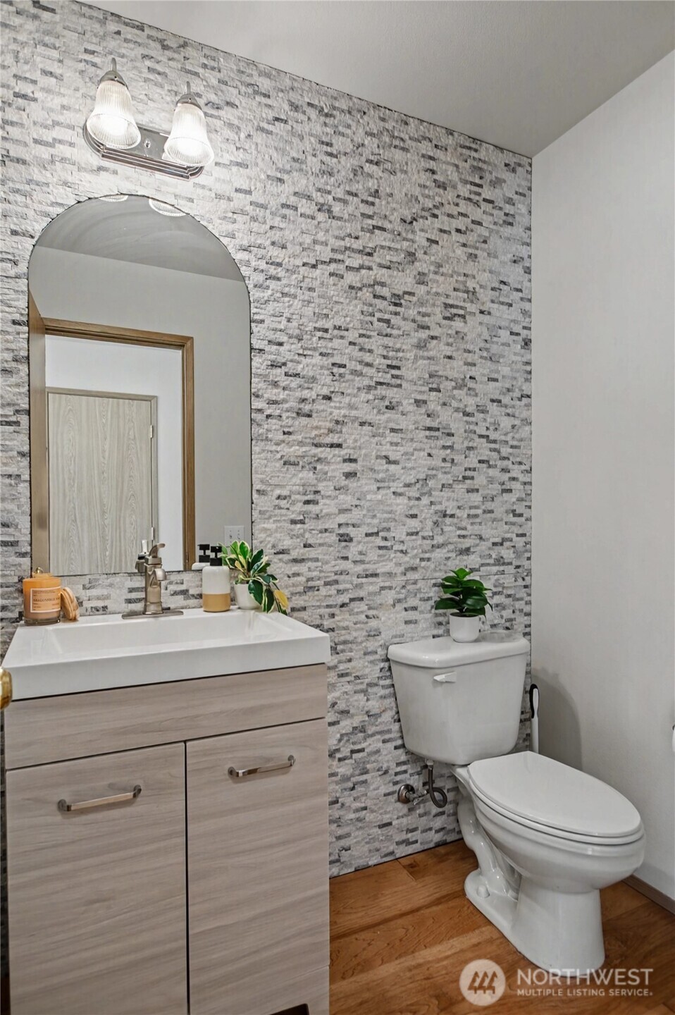 2261 Wallace Loop , Dupont, WA 98327