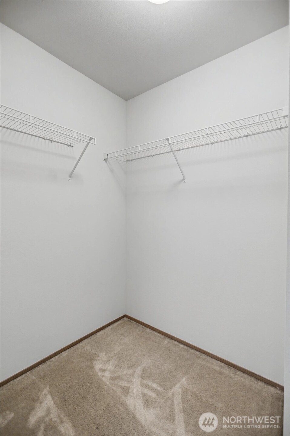 2261 Wallace Loop , Dupont, WA 98327