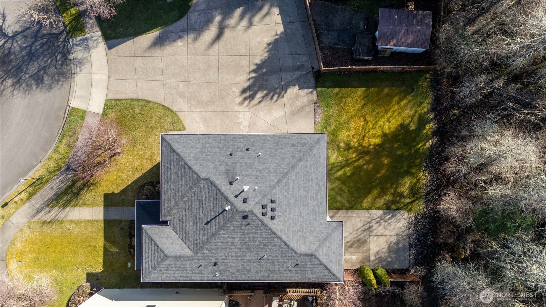 2261 Wallace Loop , Dupont, WA 98327