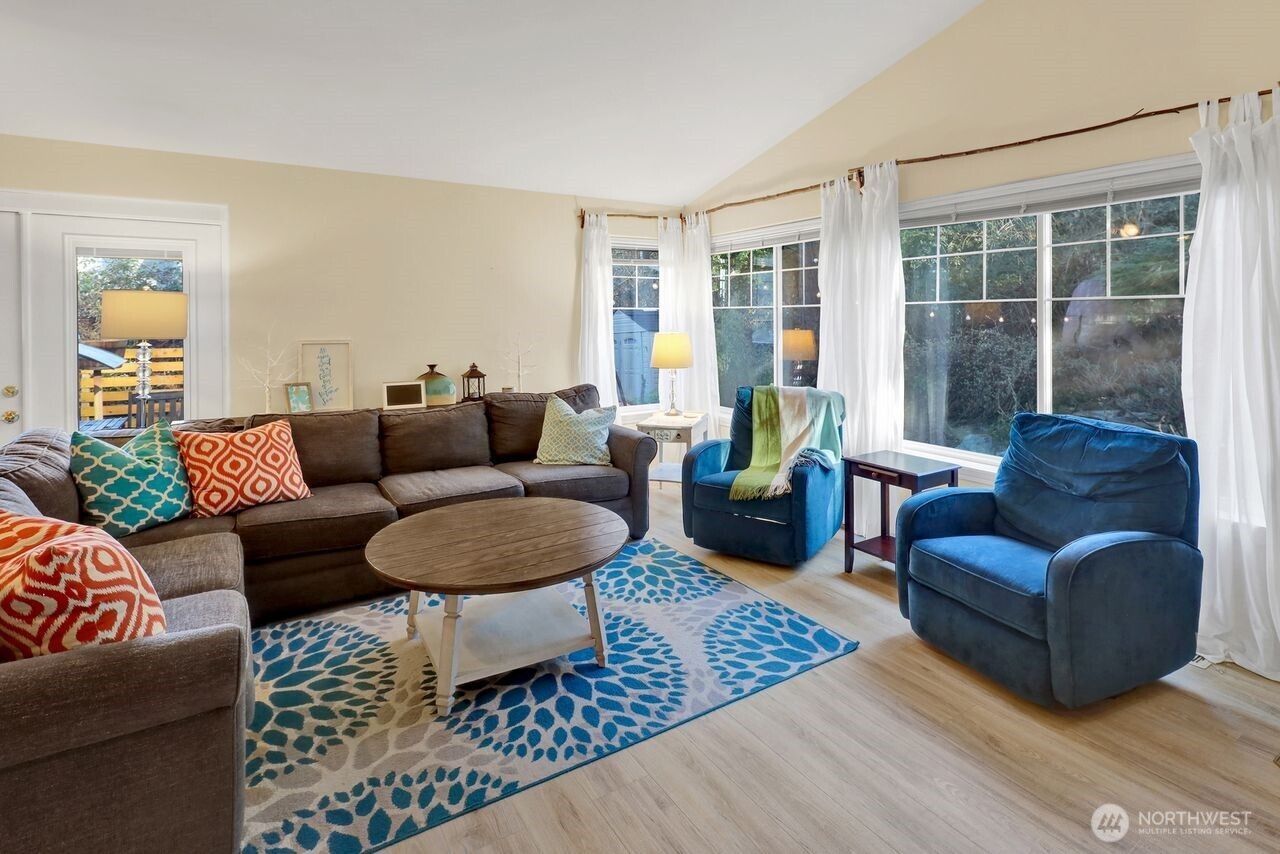 840 Nevada Street , Bellingham, WA 98229