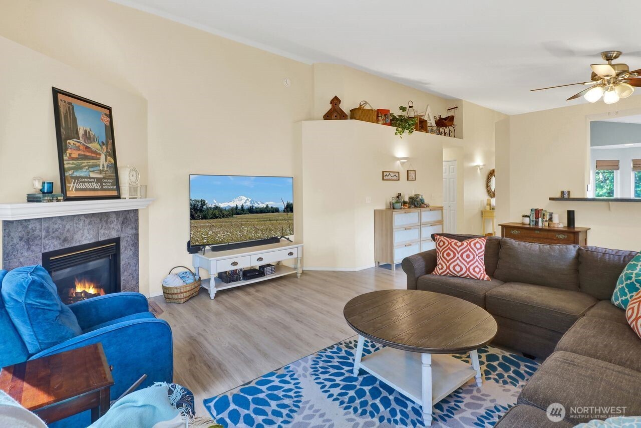 840 Nevada Street , Bellingham, WA 98229