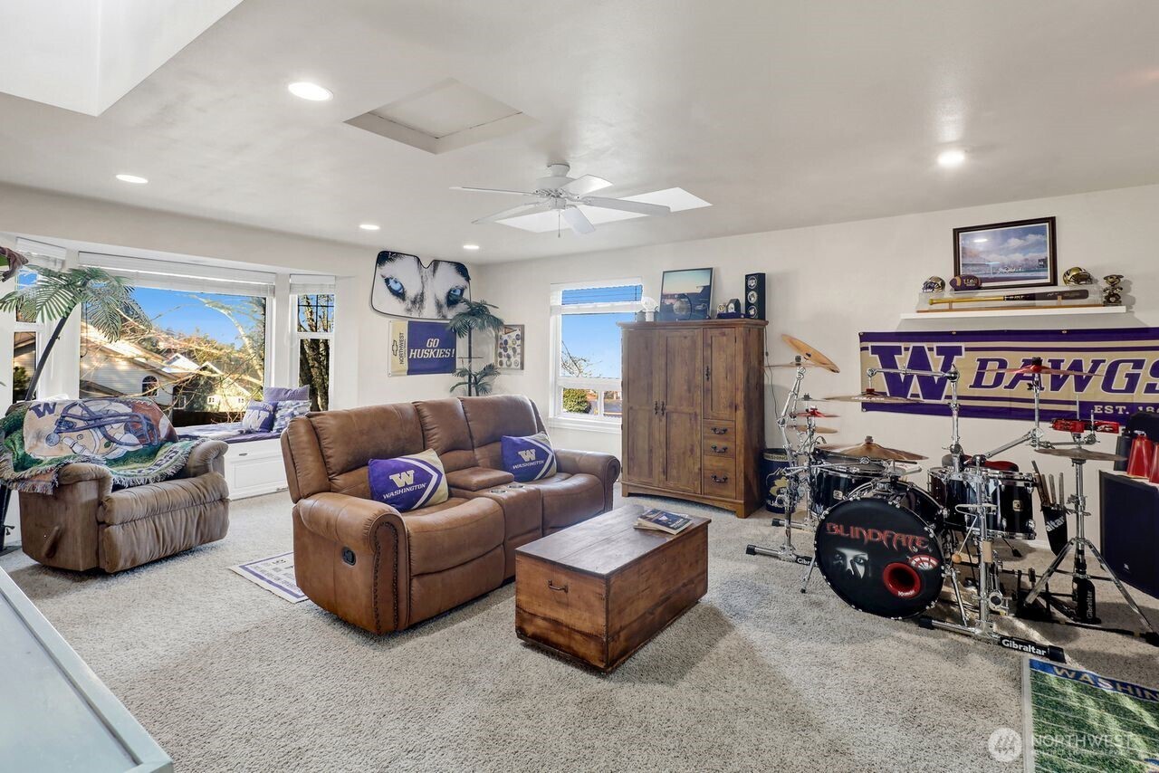 840 Nevada Street , Bellingham, WA 98229