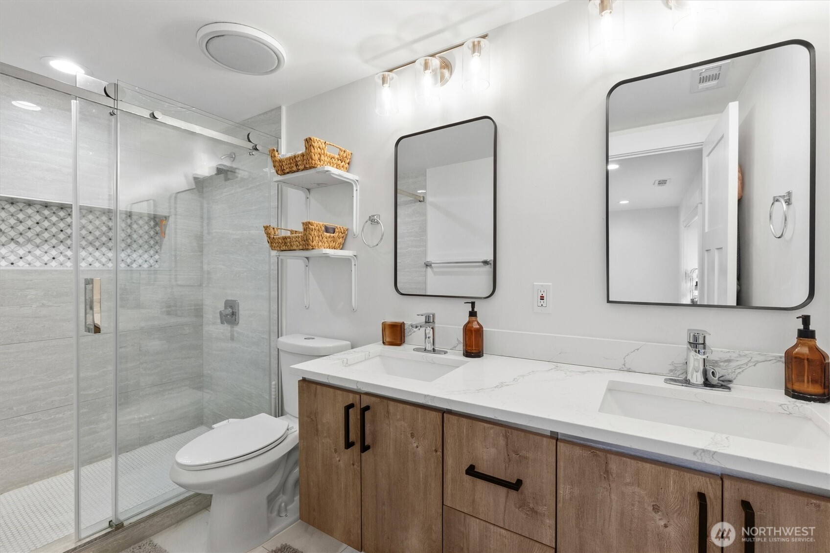 2000 NE 27th Street , Renton, WA 98056