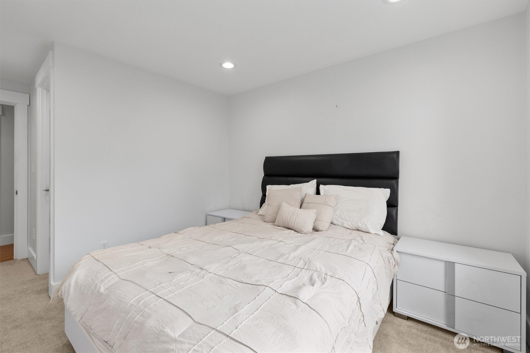 2000 NE 27th Street , Renton, WA 98056