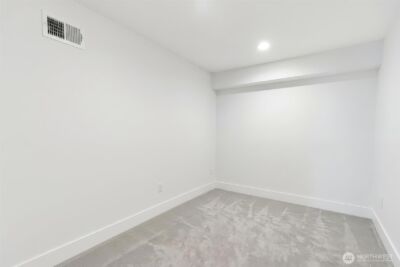 2000 NE 27th Street , Renton, WA 98056 - Photo 24