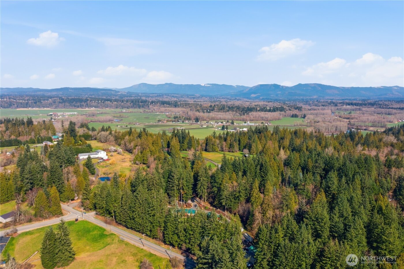 21001 Happy Valley Road , Stanwood, WA 98292