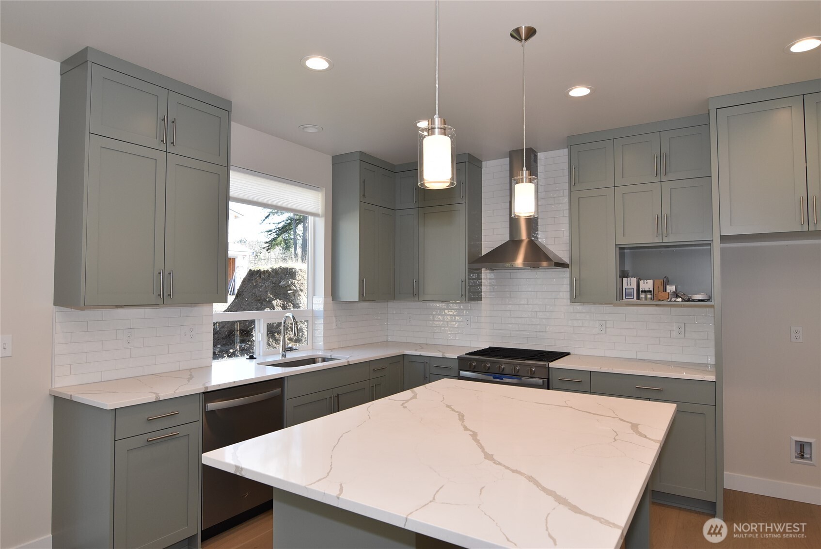 1138 Whidbey Street , Bellingham, WA 98229