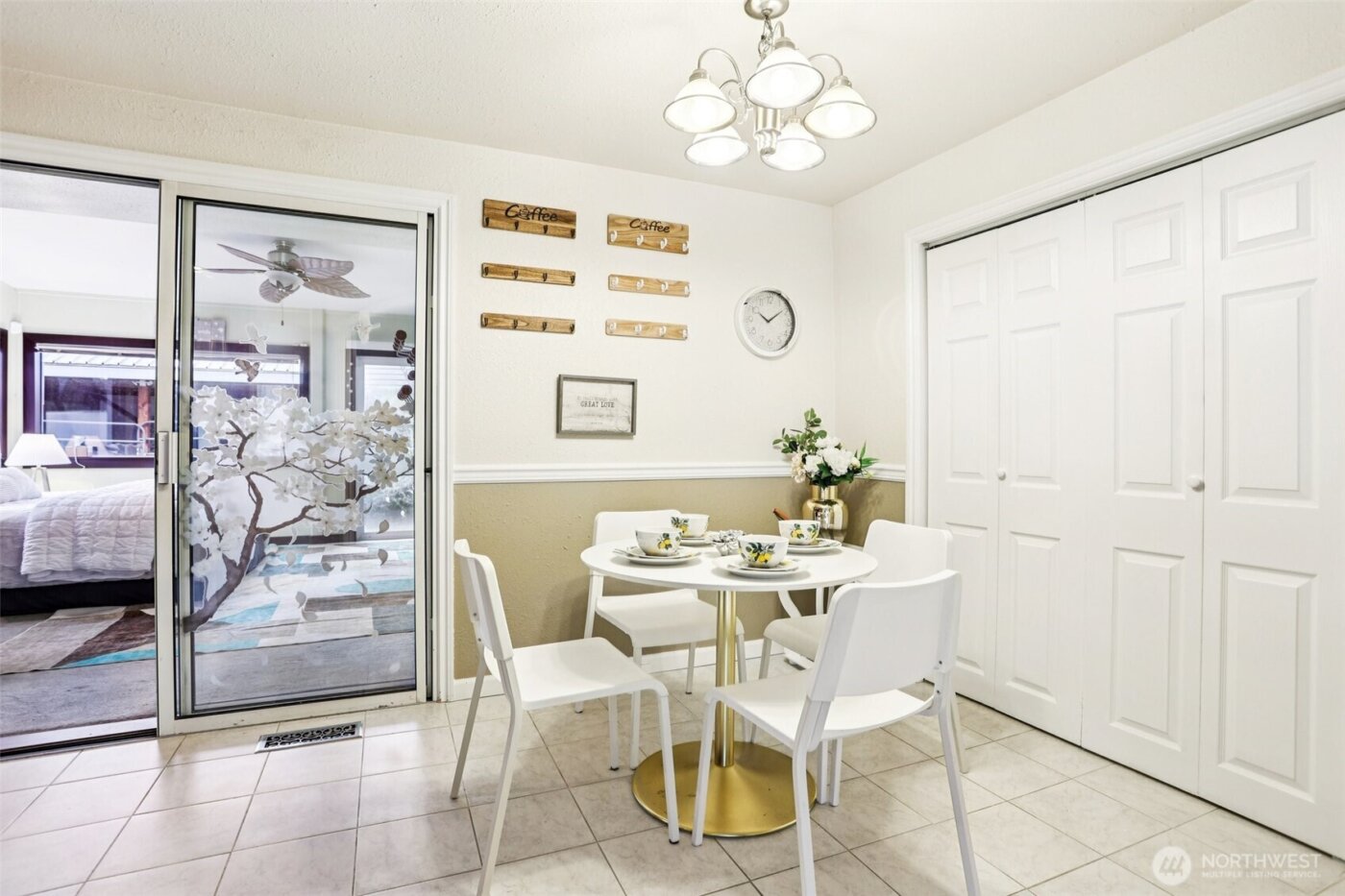 1320 S 131st Place , Burien, WA 98168-2838