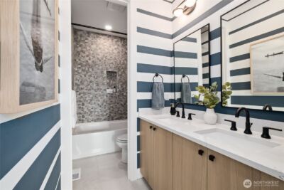 13721 SE 85th Street , Newcastle, WA 98059 - Photo 28