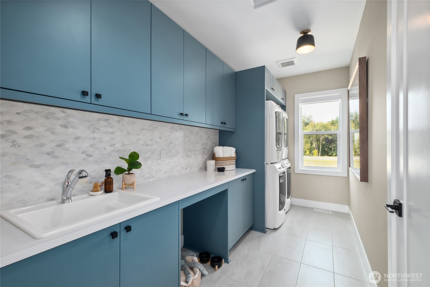 13721 SE 85th Street , Newcastle, WA 98059