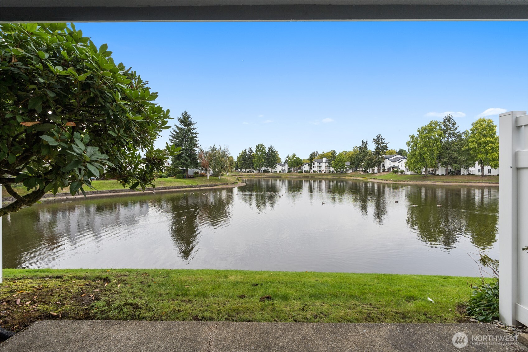 5736 S 238th Court #E4, Kent, WA 98032